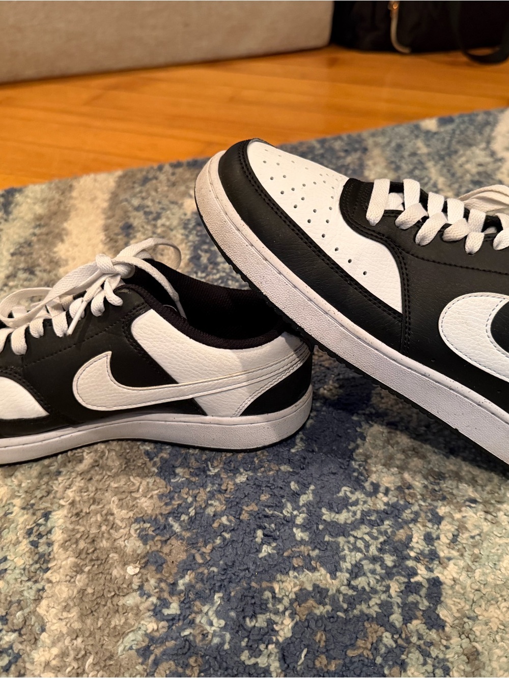 Nike Women's Black & White Low-Top Sneakers with Swoosh